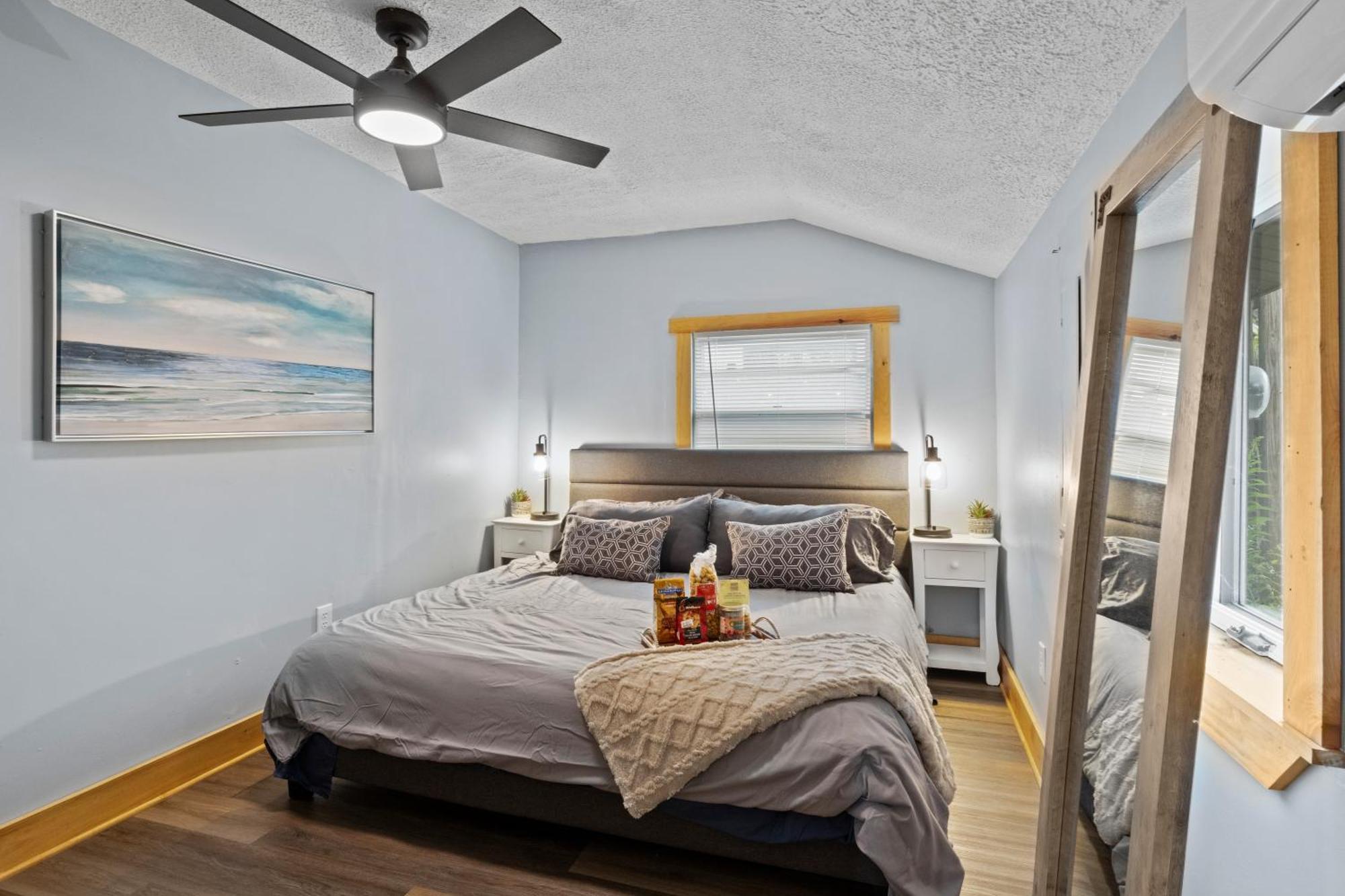 Cozy Home W/ King Bed & Lake Access 卡南代瓜 外观 照片